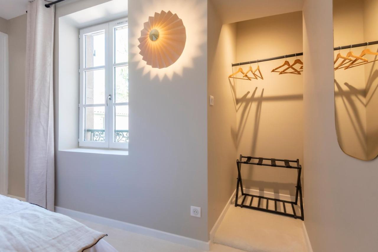 Le Cosy Chic . Proche Gare . Centre-Ville Macon . Neuf . Climatisation . Design . Wifi . Exterior photo